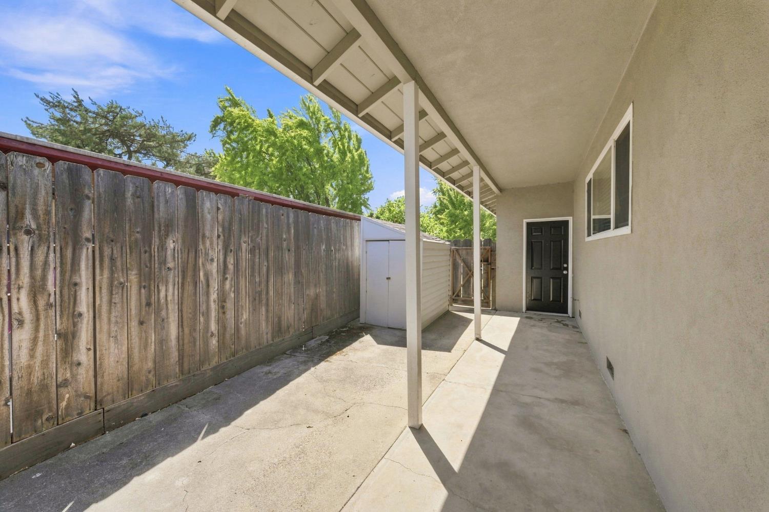 2800 Westchester Ln, Modesto, CA 95350