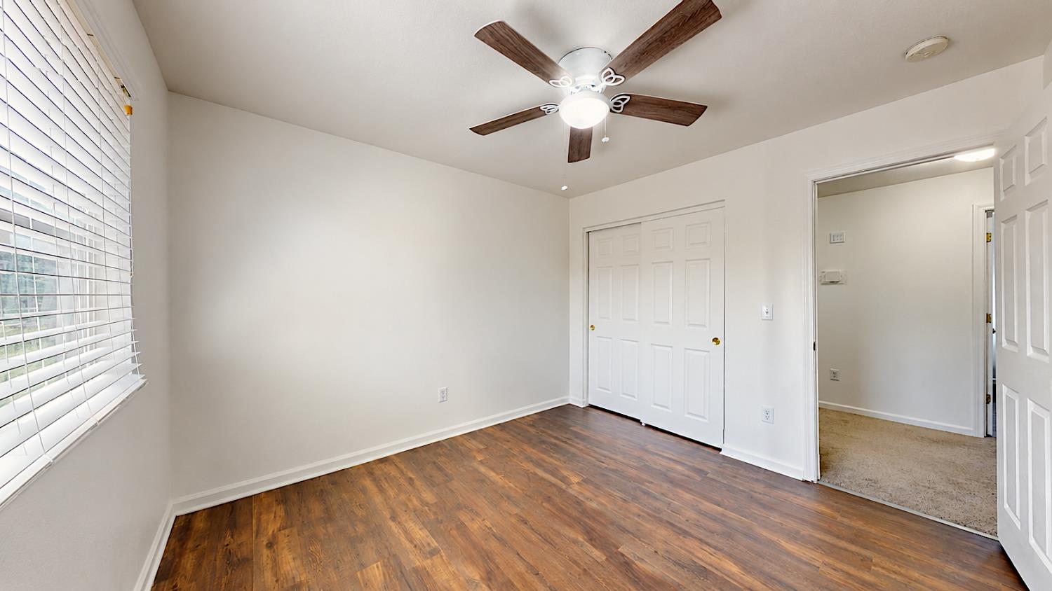 206 River Pointe Dr, Waterford, CA 95386