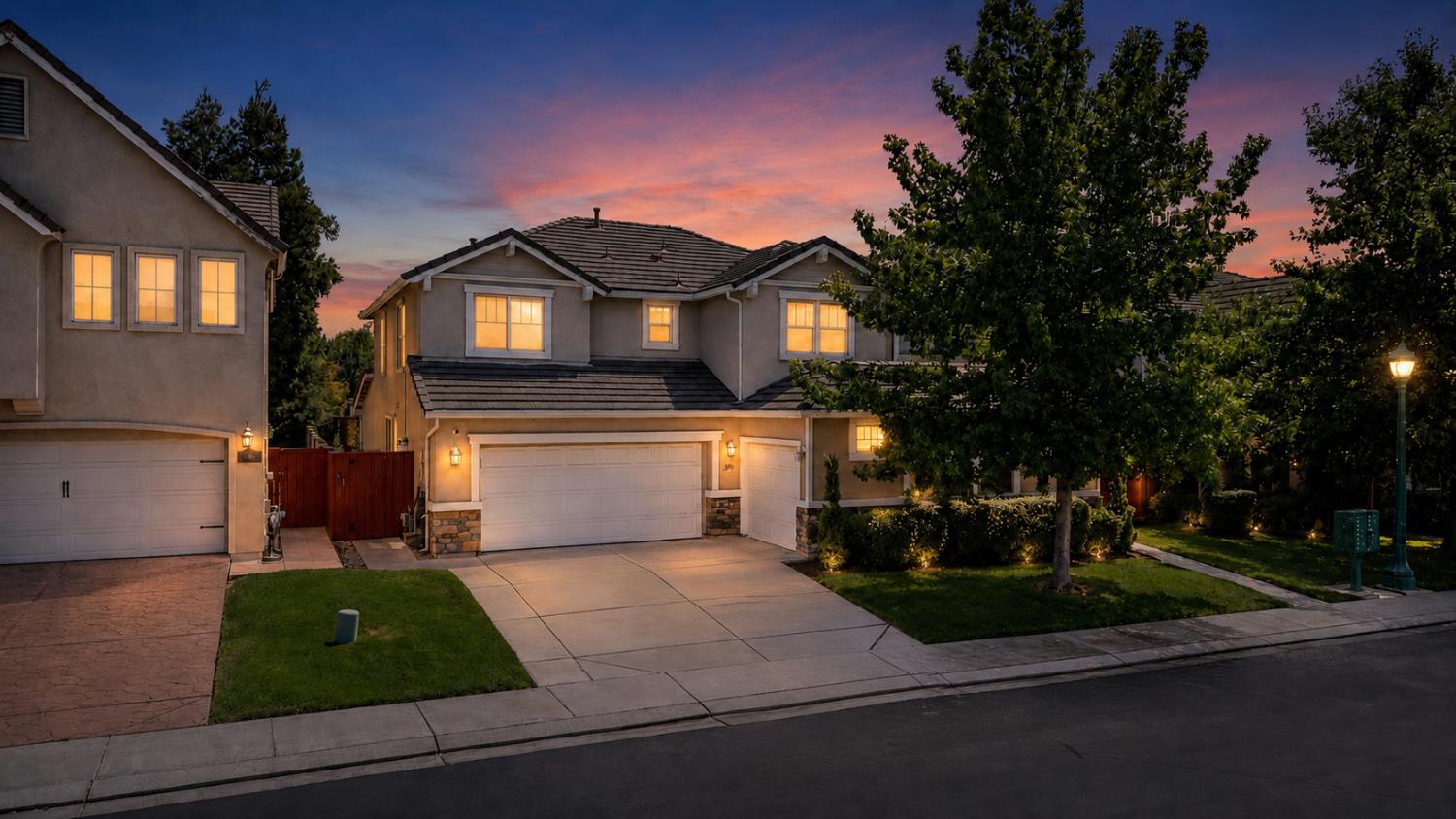 206 River Pointe Dr, Waterford, CA 95386