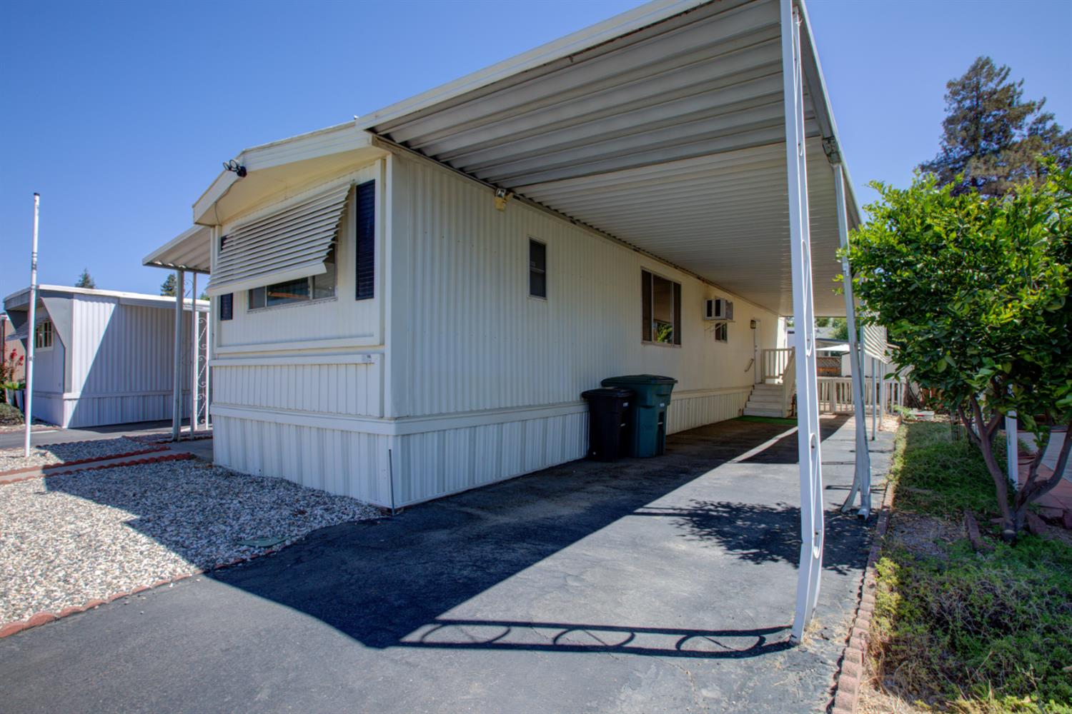 2107 Patterson Rd #9, Riverbank, CA 95367