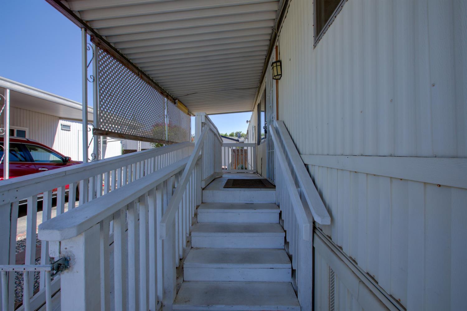 2107 Patterson Rd #9, Riverbank, CA 95367