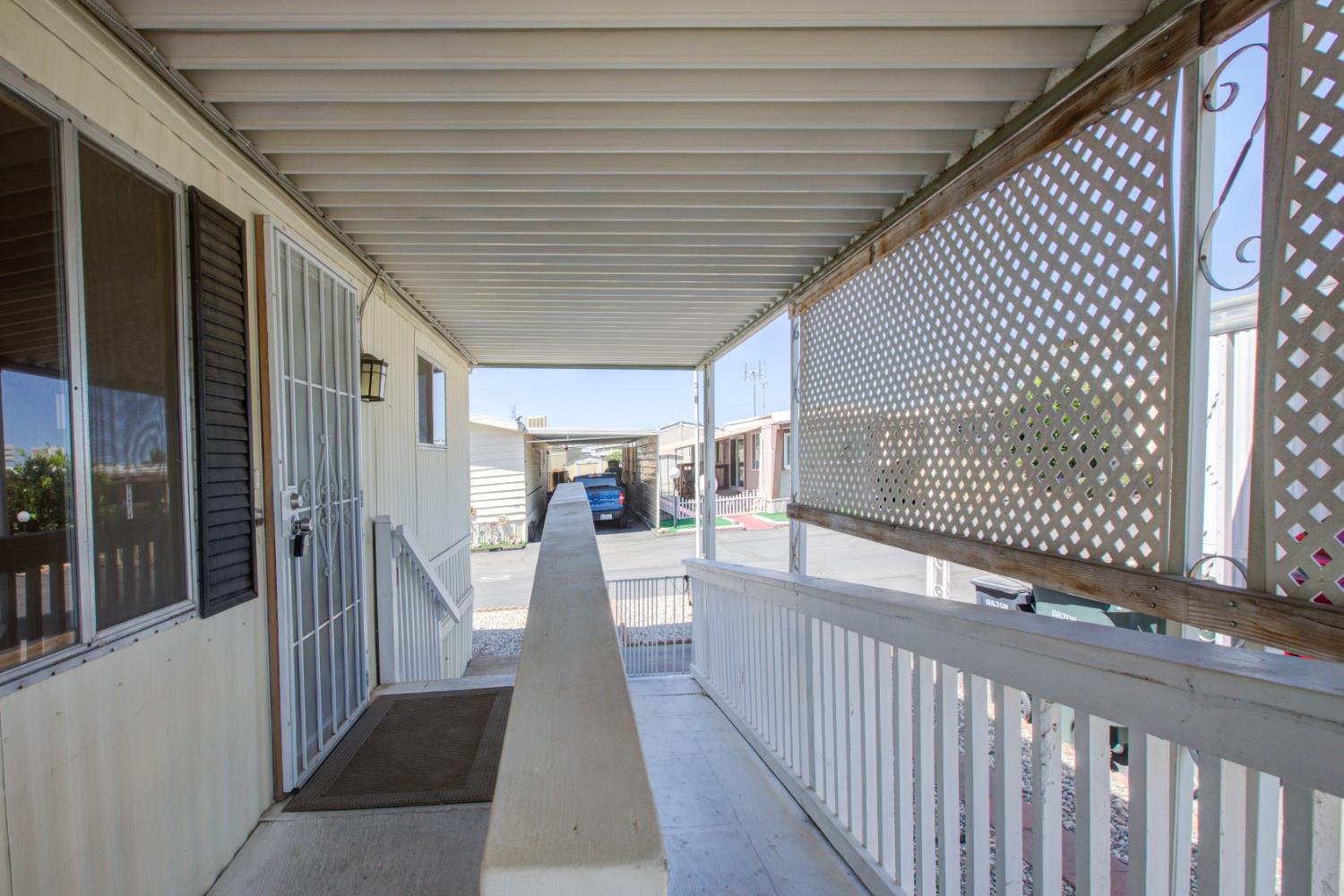 2107 Patterson Rd #9, Riverbank, CA 95367