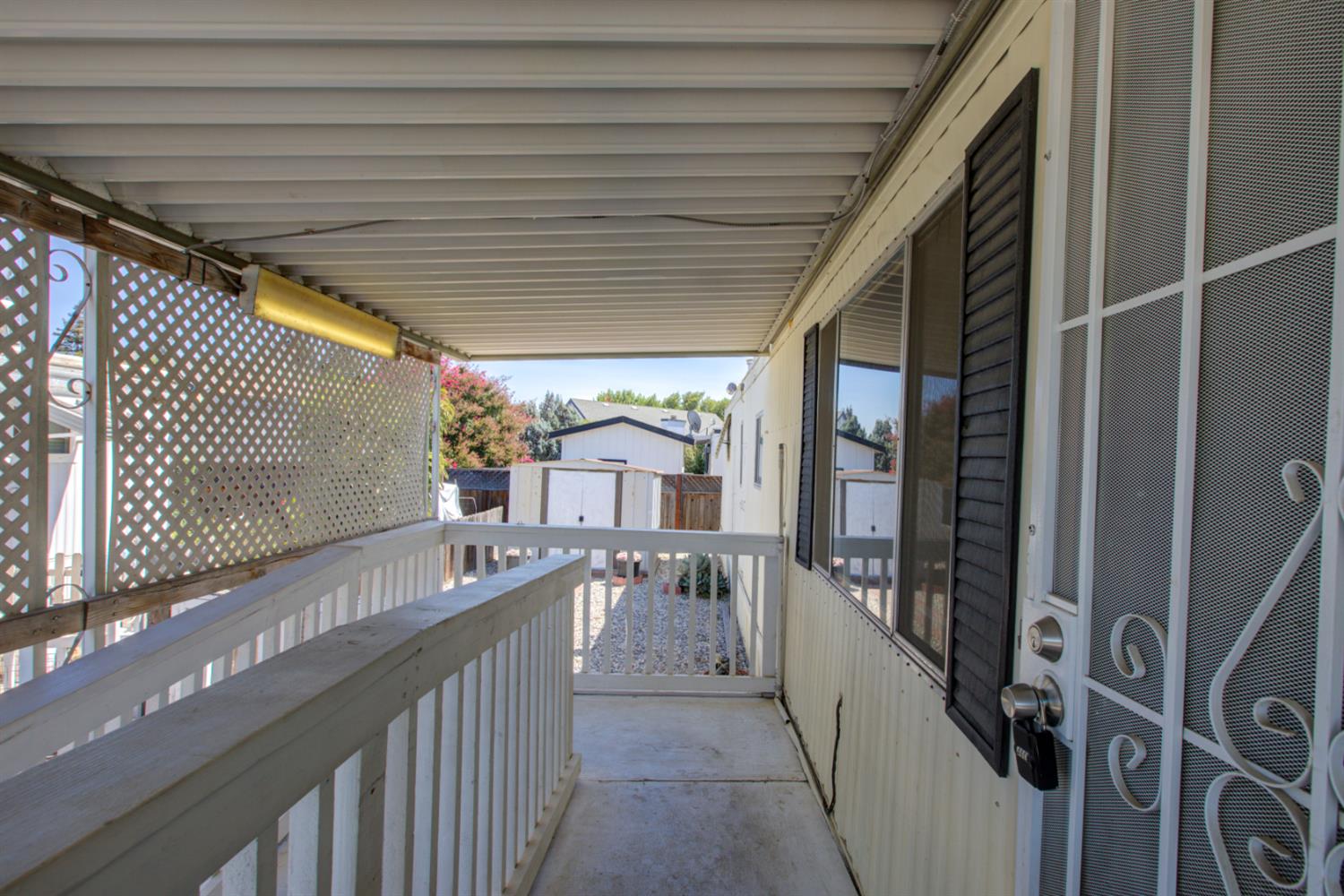 2107 Patterson Rd #9, Riverbank, CA 95367