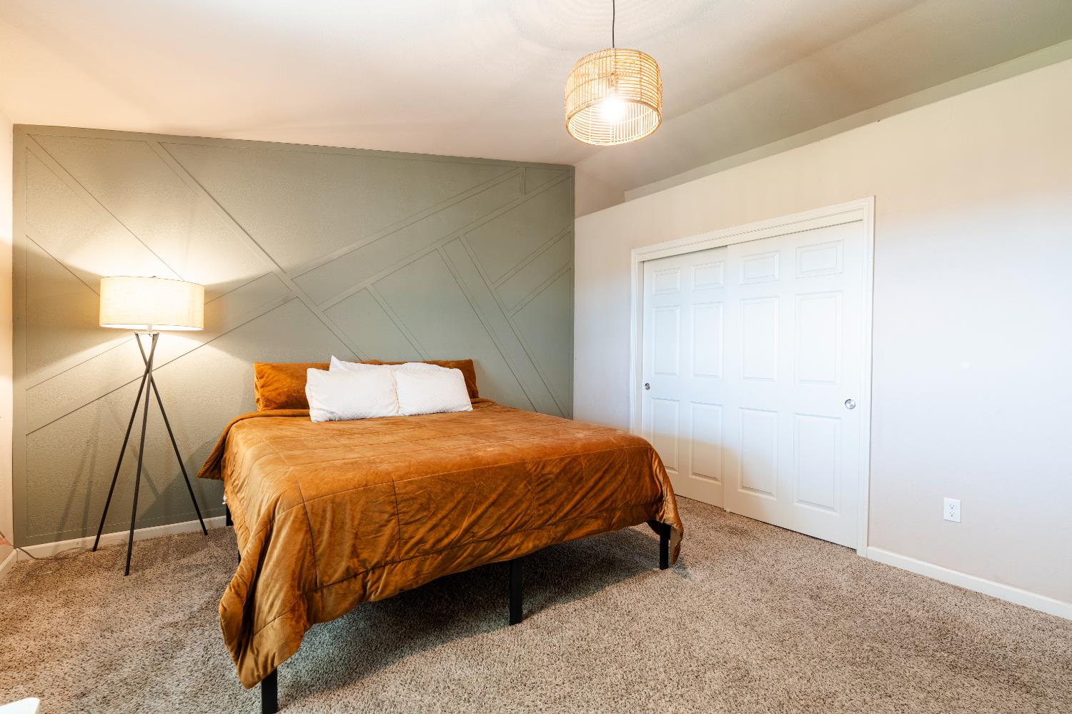 2172 Tatum Ave, Dos Palos, CA 93620