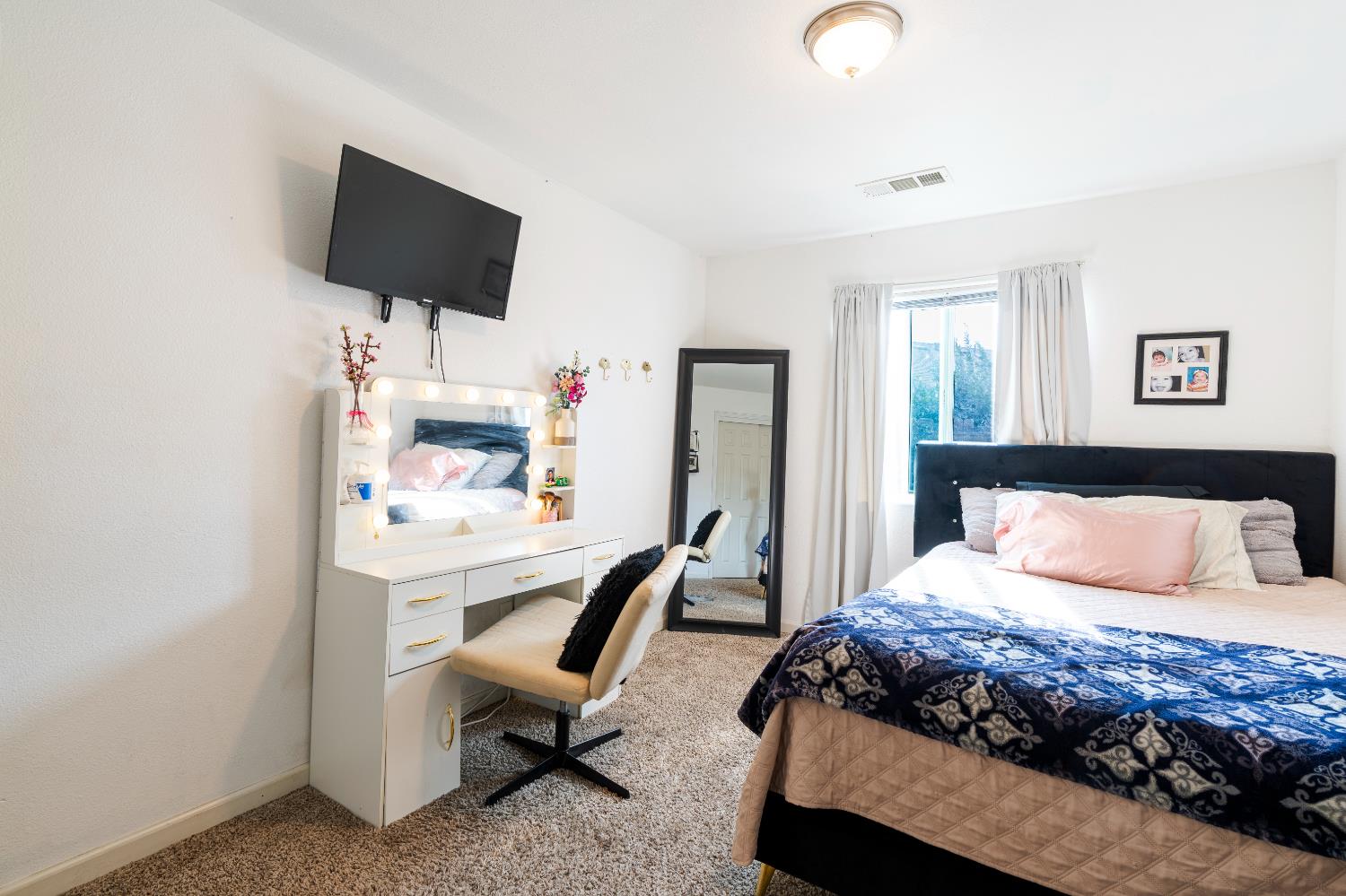 2172 Tatum Ave, Dos Palos, CA 93620