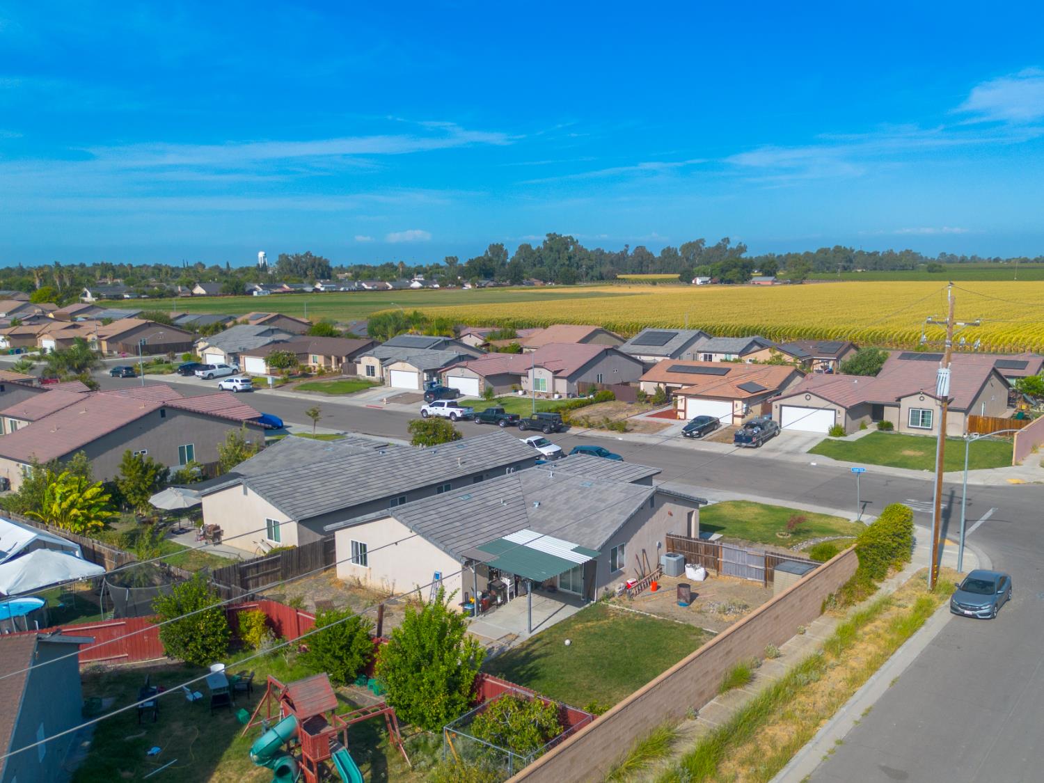 2172 Tatum Ave, Dos Palos, CA 93620