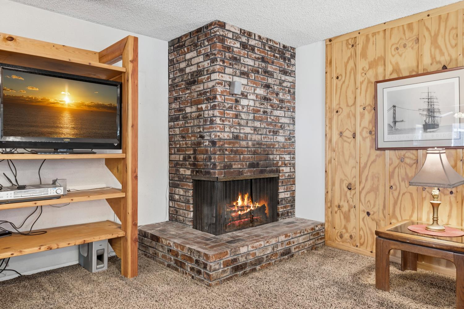 2016 Shushan Dr, Ceres, CA 95307