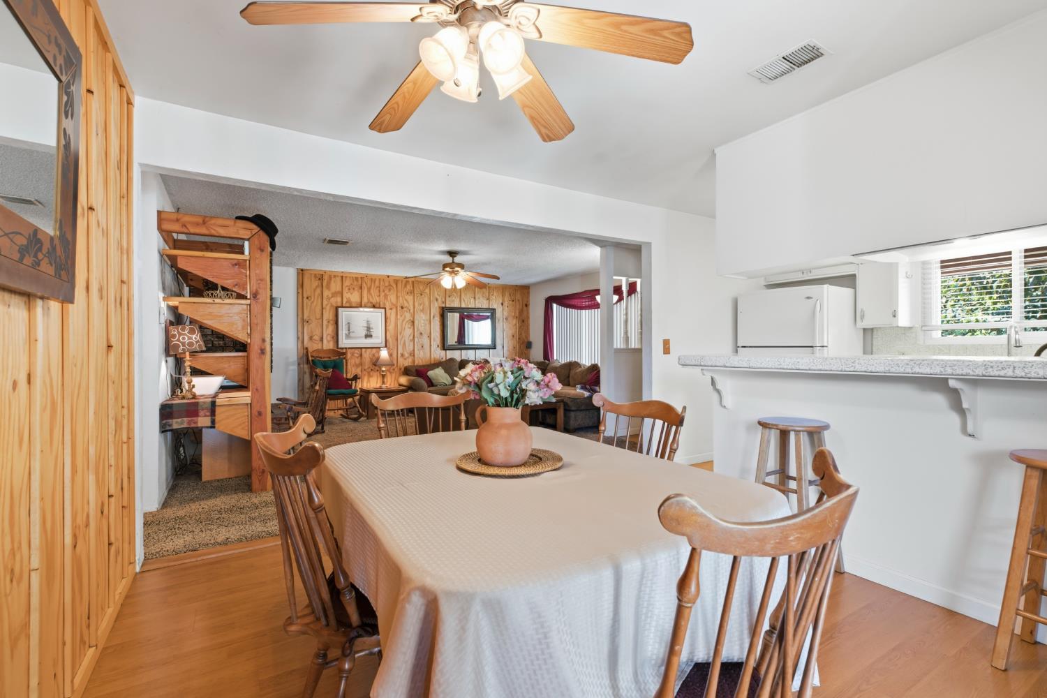 2016 Shushan Dr, Ceres, CA 95307