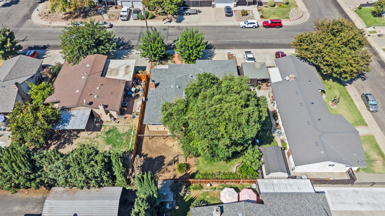 2016 Shushan Dr, Ceres, CA 95307