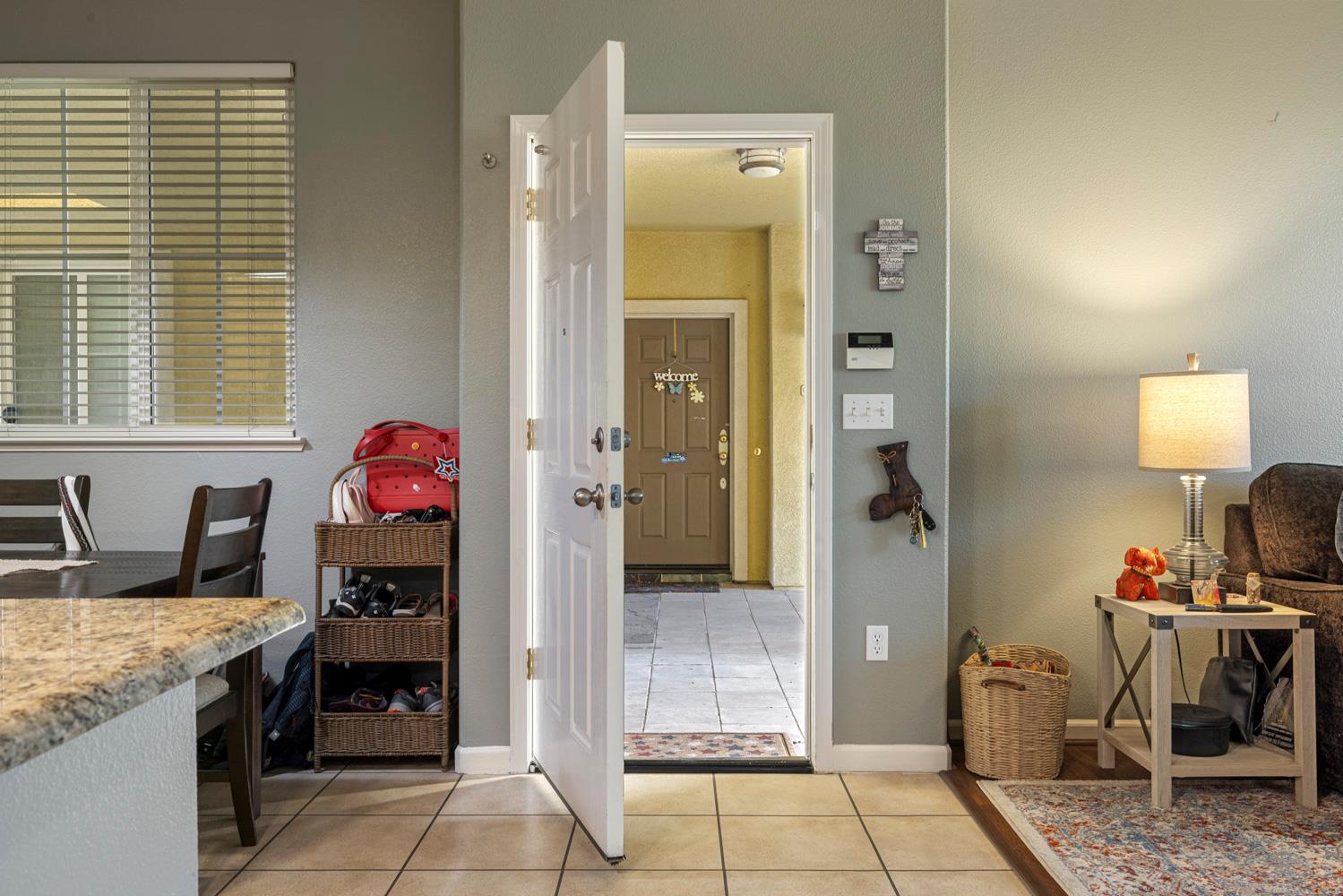 1360 Shady Ln #333, Turlock, CA 95382