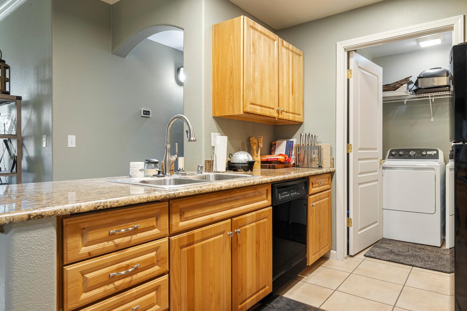 1360 Shady Ln #333, Turlock, CA 95382