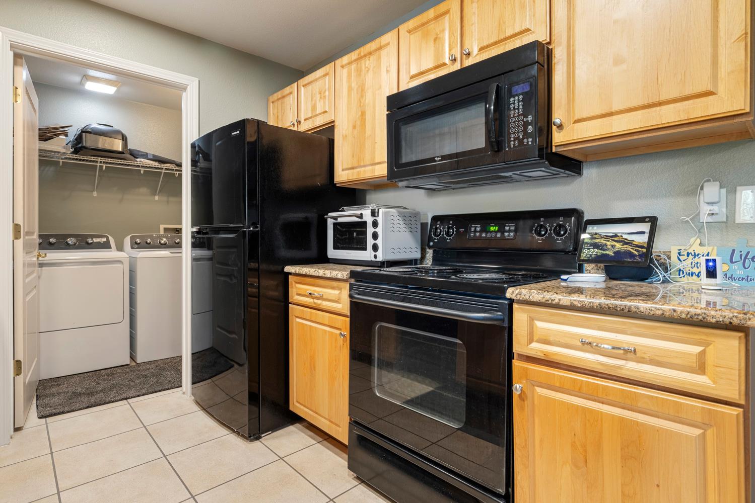 1360 Shady Ln #333, Turlock, CA 95382