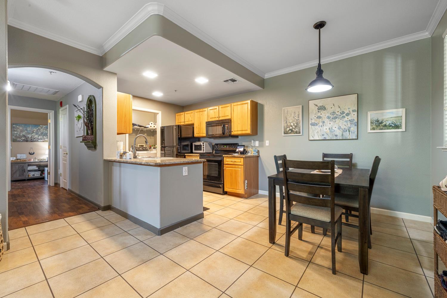 1360 Shady Ln #333, Turlock, CA 95382