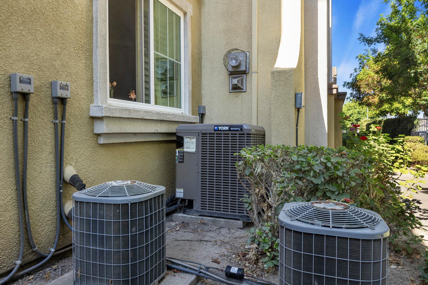 1360 Shady Ln #333, Turlock, CA 95382