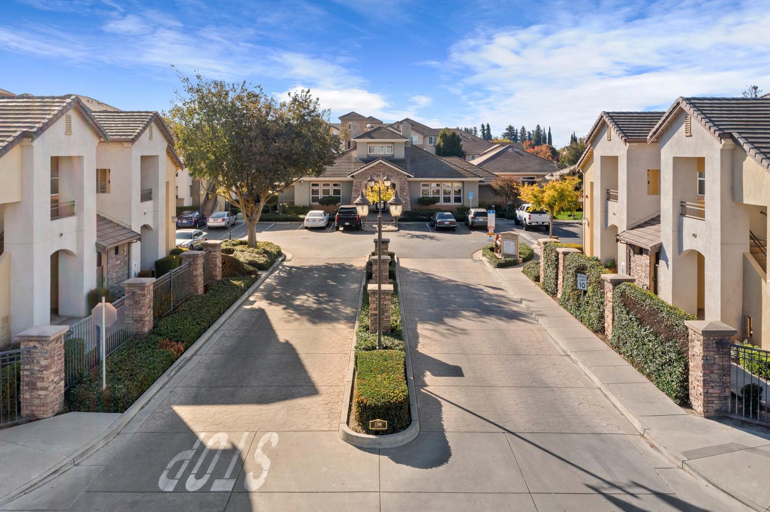 1360 Shady Ln #333, Turlock, CA 95382