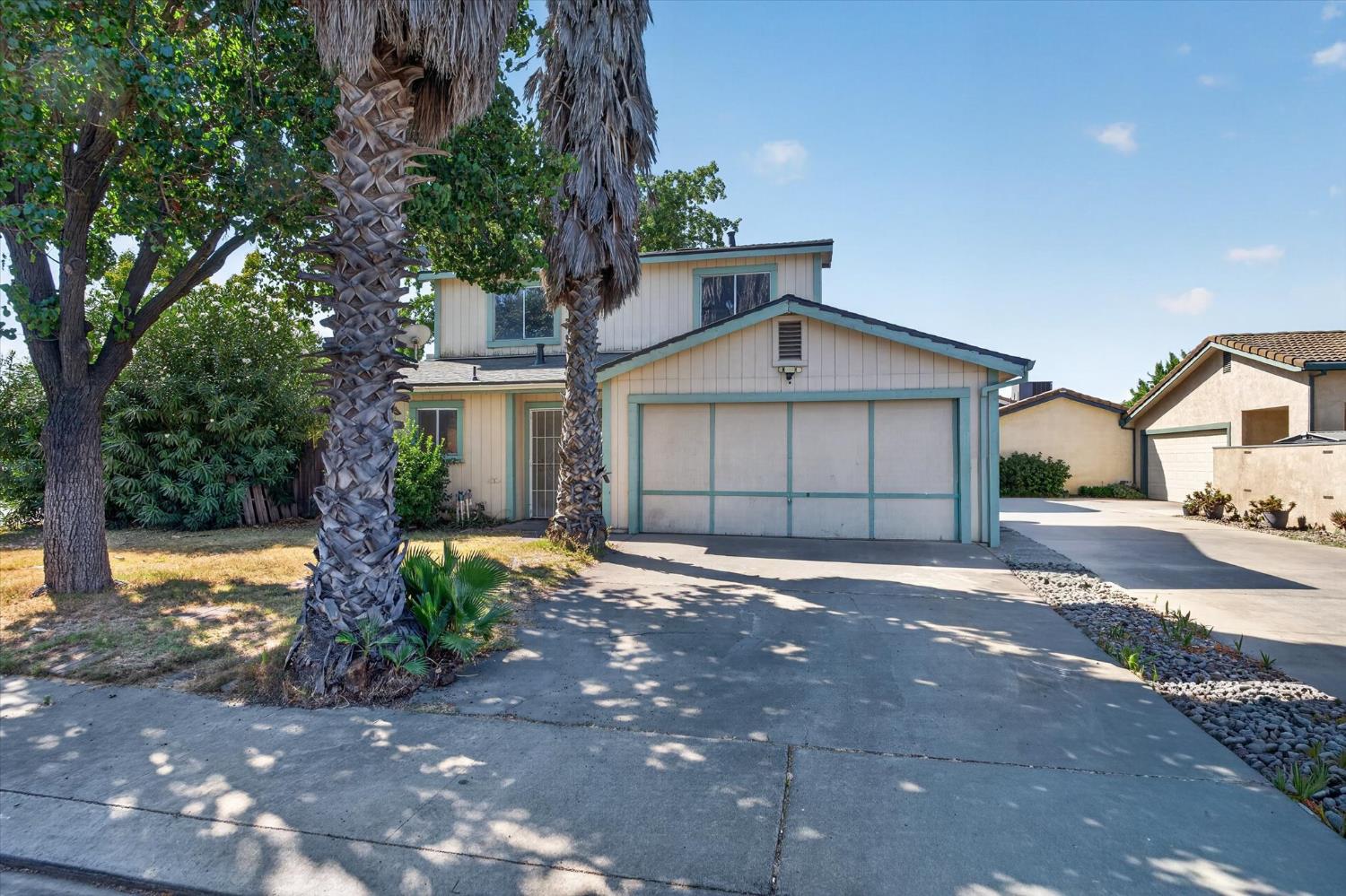 824 St Helena Pl, Modesto, CA 95356