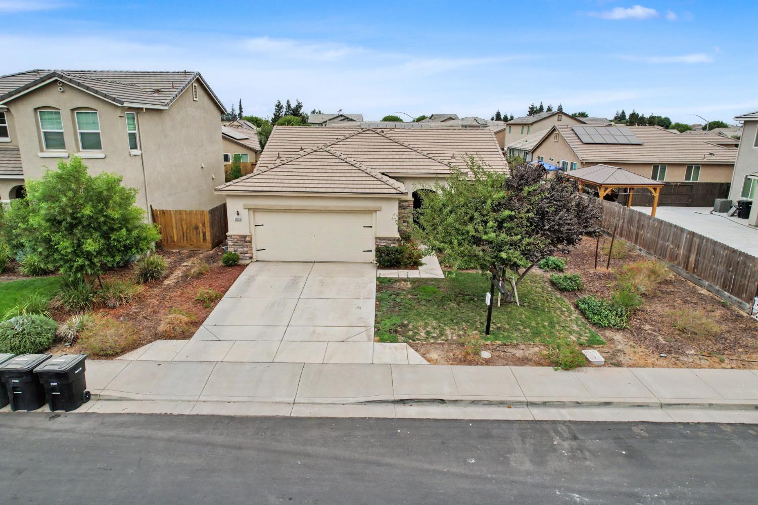 1020 Narada Way, Livingston, CA 95334
