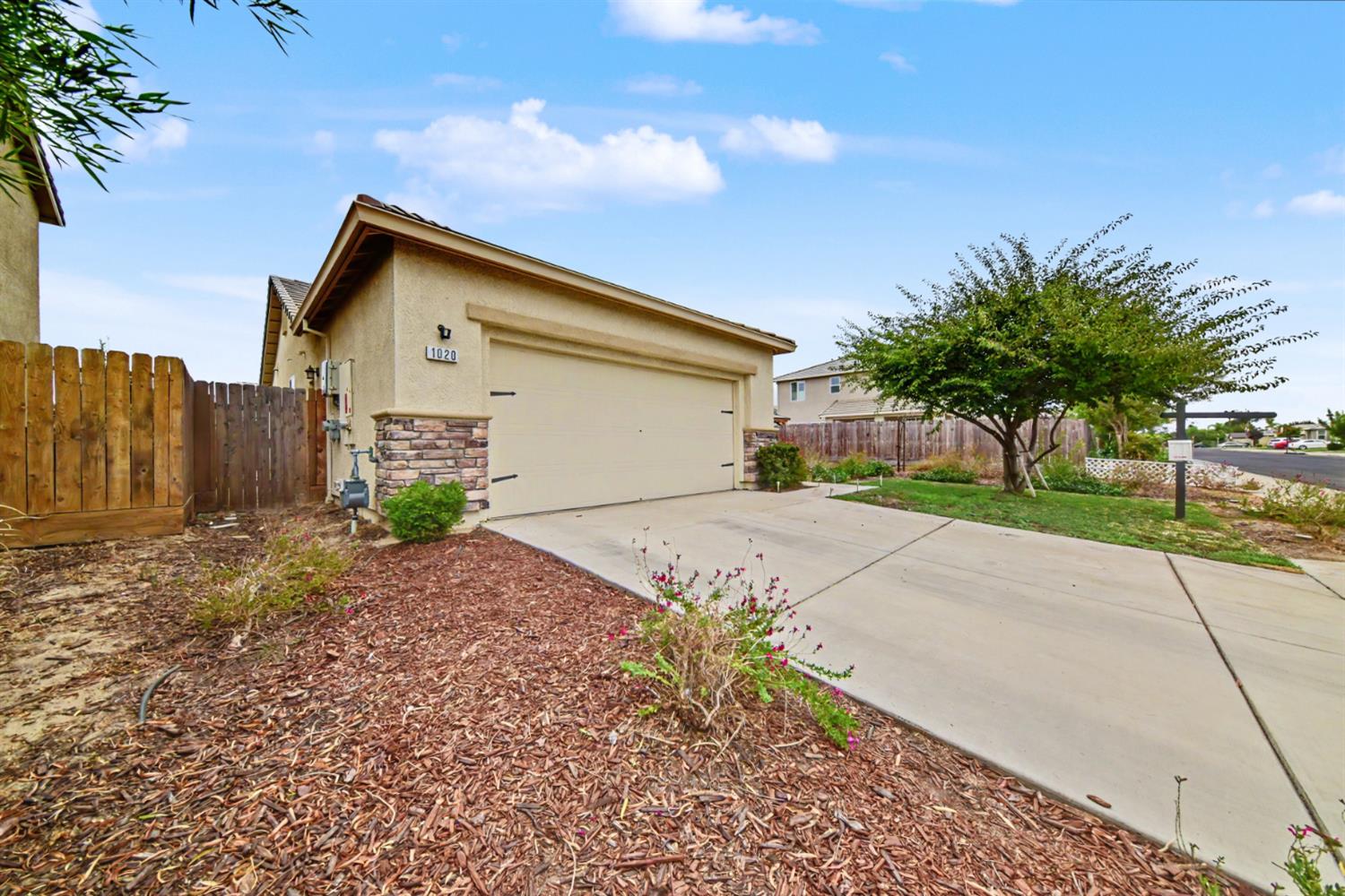 1020 Narada Way, Livingston, CA 95334