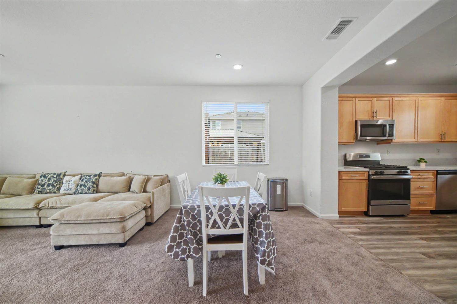 1020 Narada Way, Livingston, CA 95334