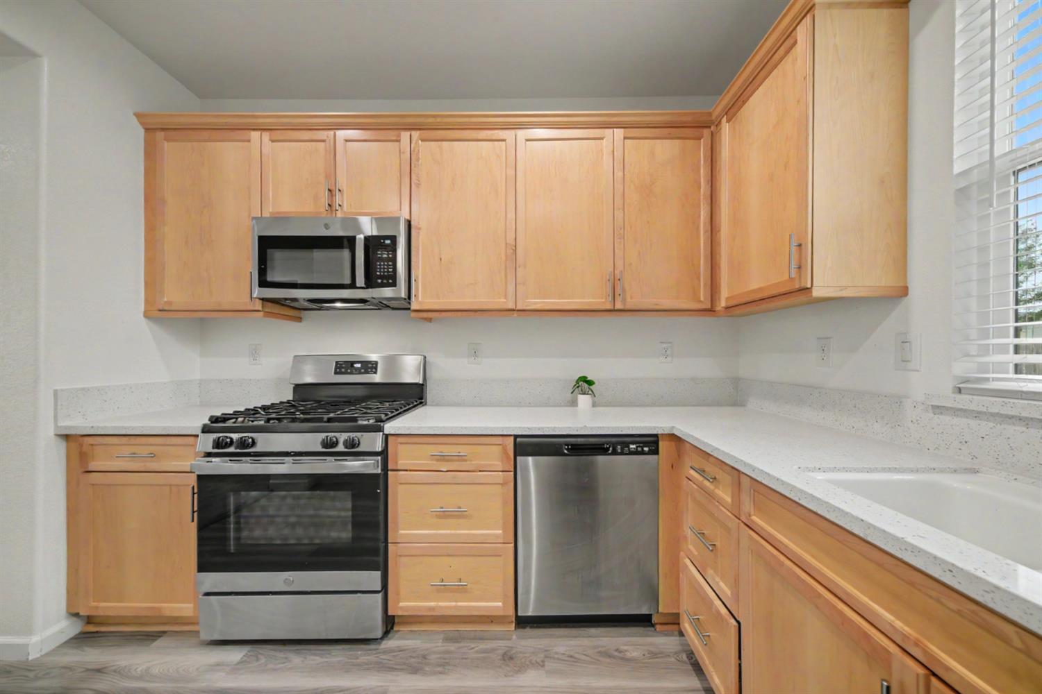 1020 Narada Way, Livingston, CA 95334