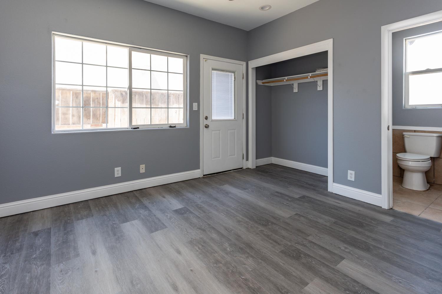 2825 Donner Trl, Riverbank, CA 95367