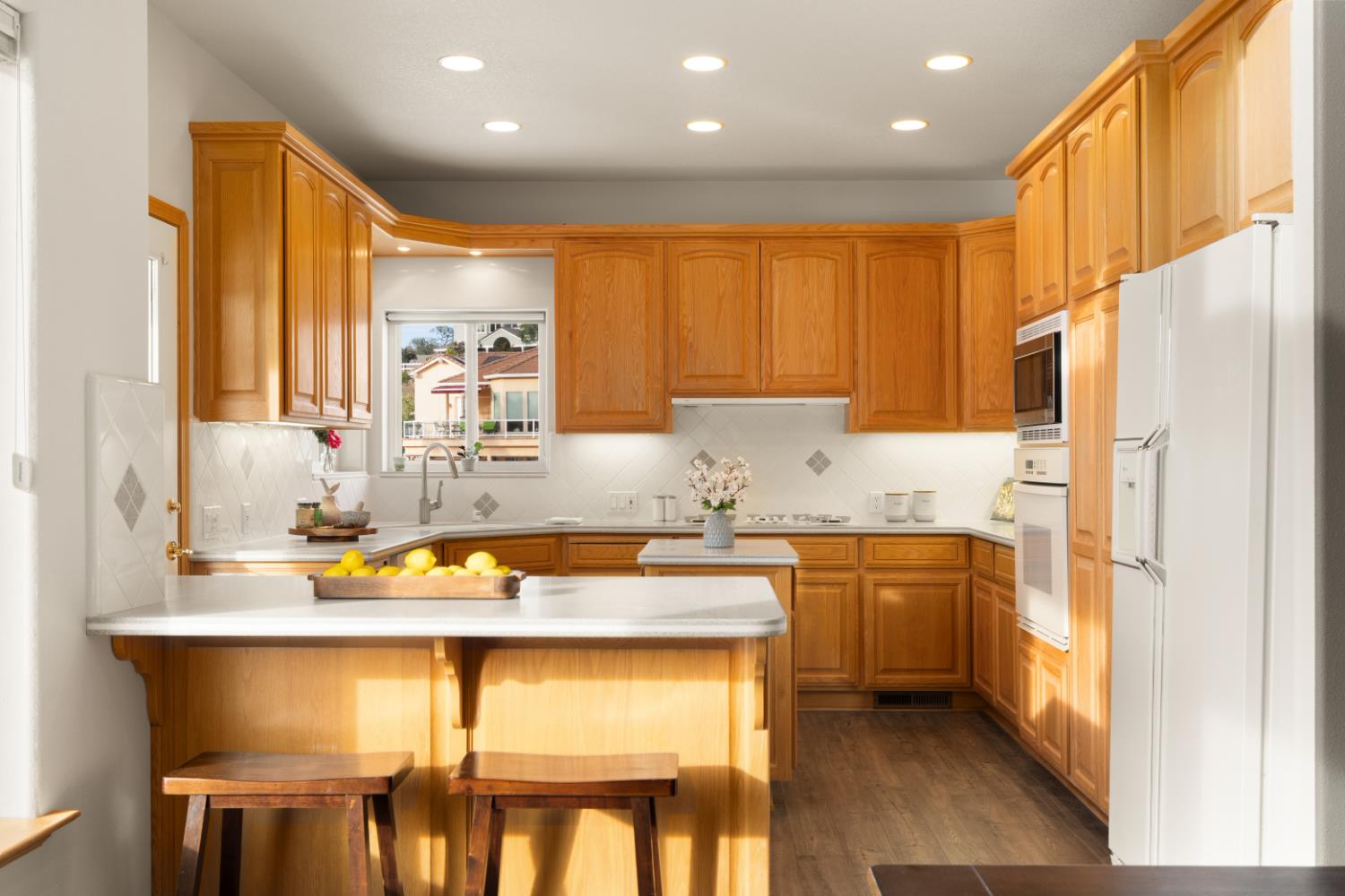 1136 Shoreline Ct, Copperopolis, CA 95228