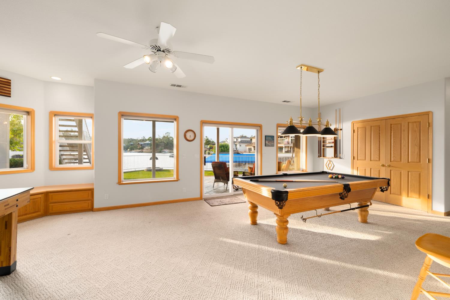 1136 Shoreline Ct, Copperopolis, CA 95228