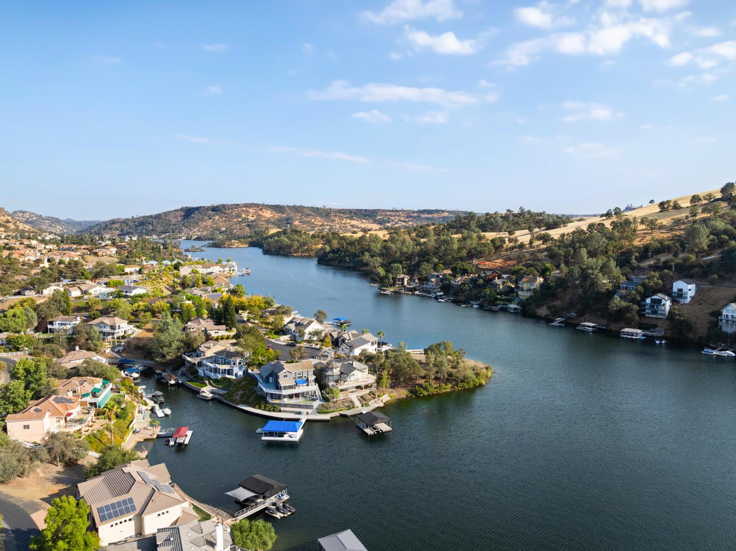 1136 Shoreline Ct, Copperopolis, CA 95228