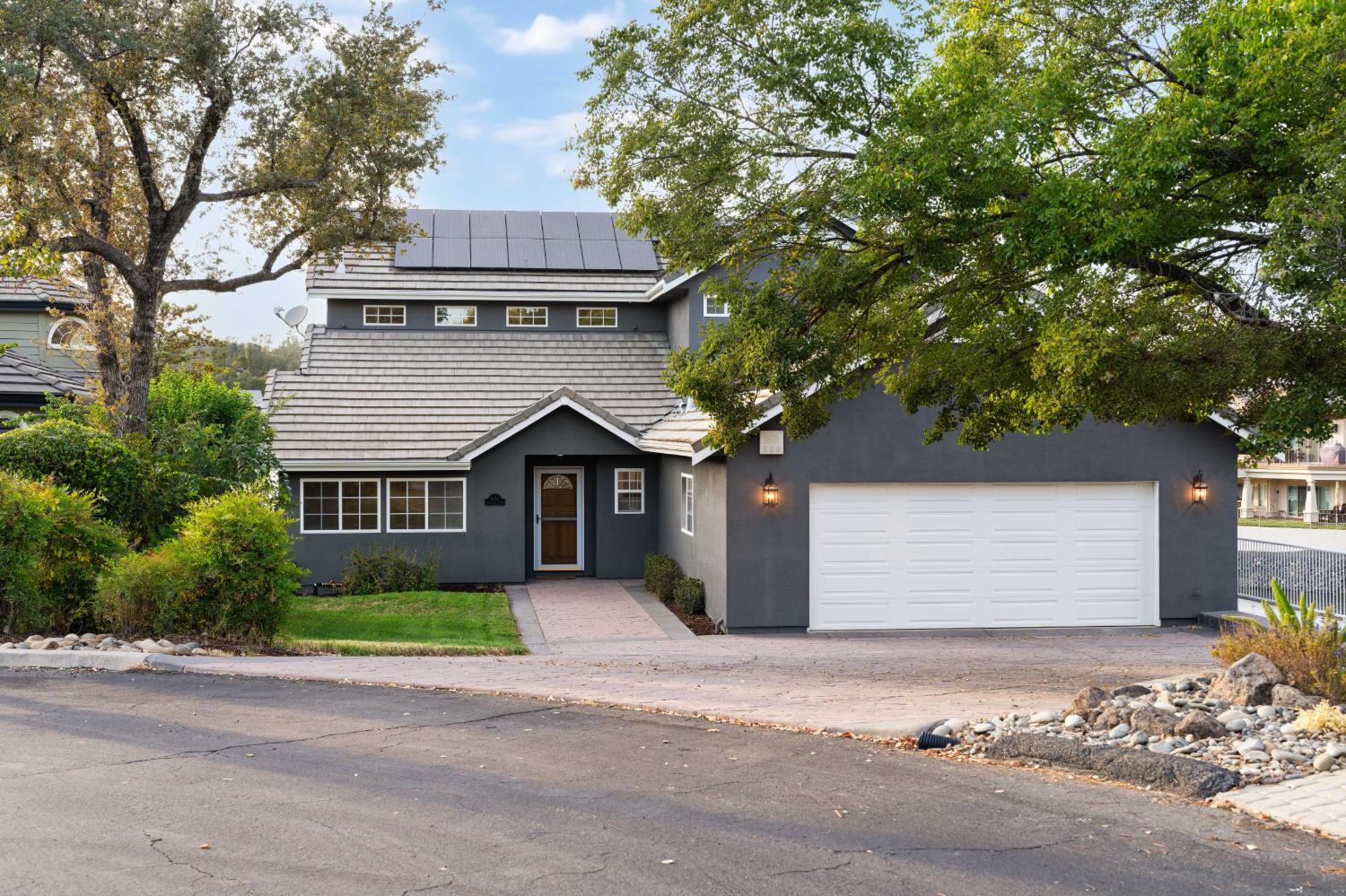 1136 Shoreline Ct, Copperopolis, CA 95228