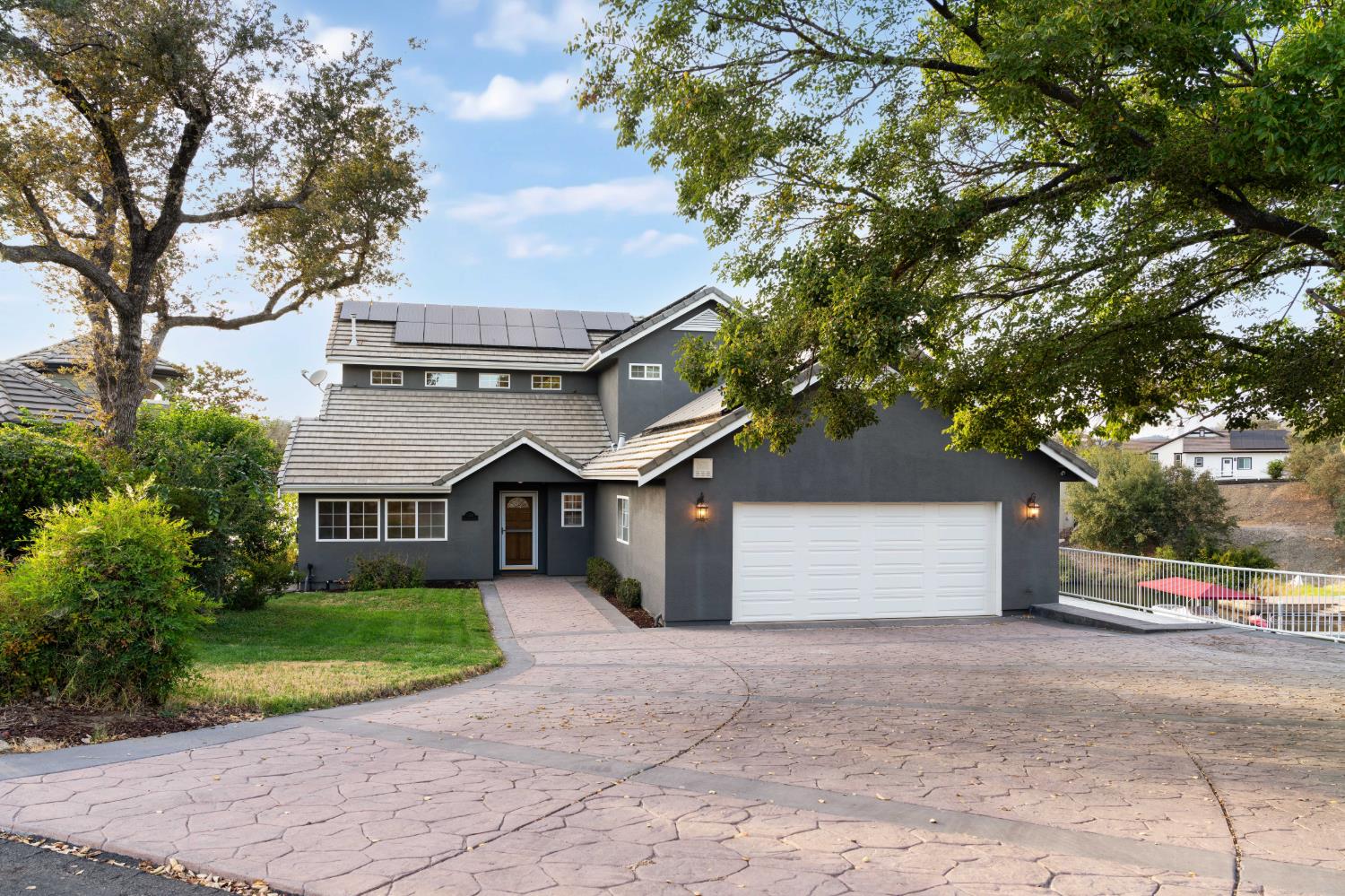 1136 Shoreline Ct, Copperopolis, CA 95228