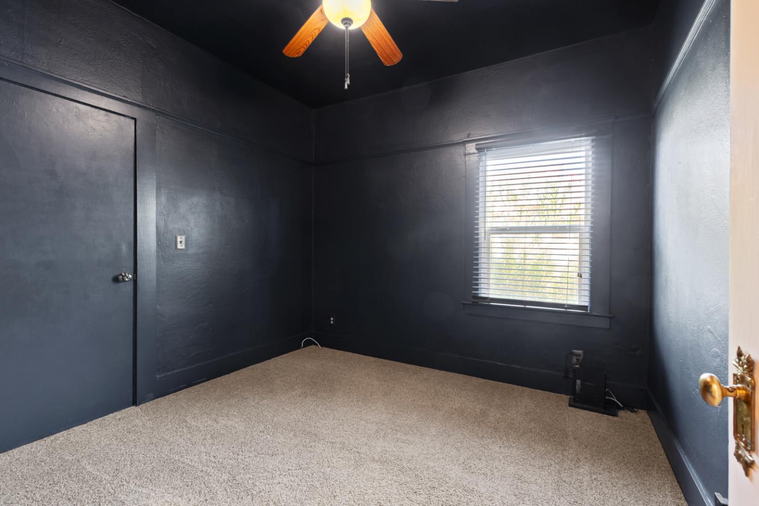 537 Melrose St, Modesto, CA 95354