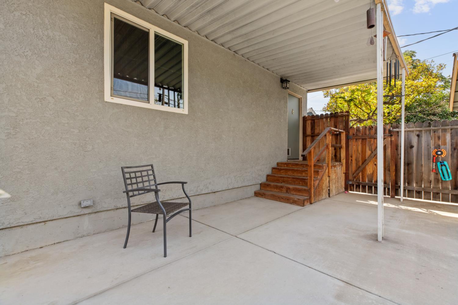537 Melrose St, Modesto, CA 95354