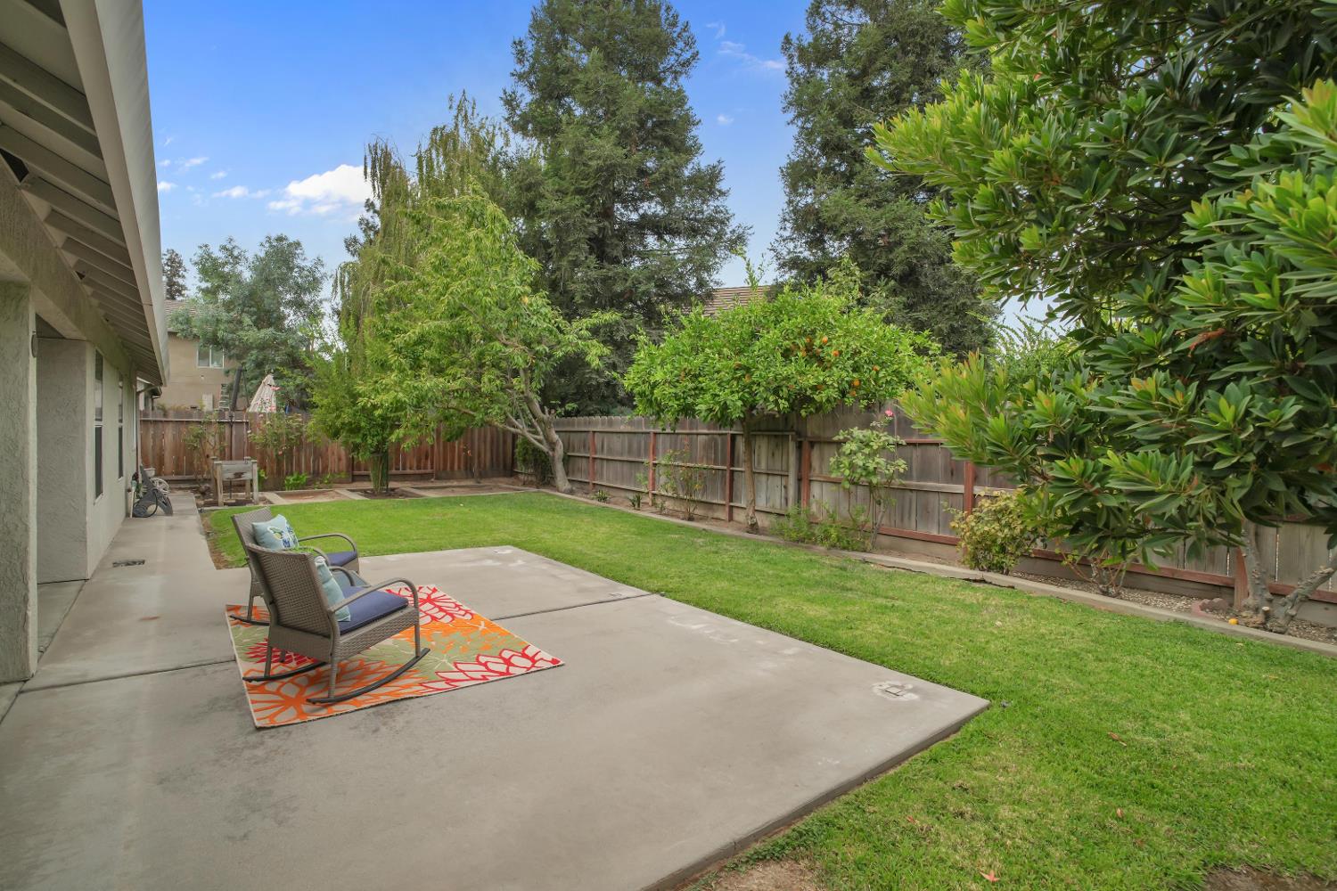 2071 N Daubenberger Rd, Turlock, CA 95382