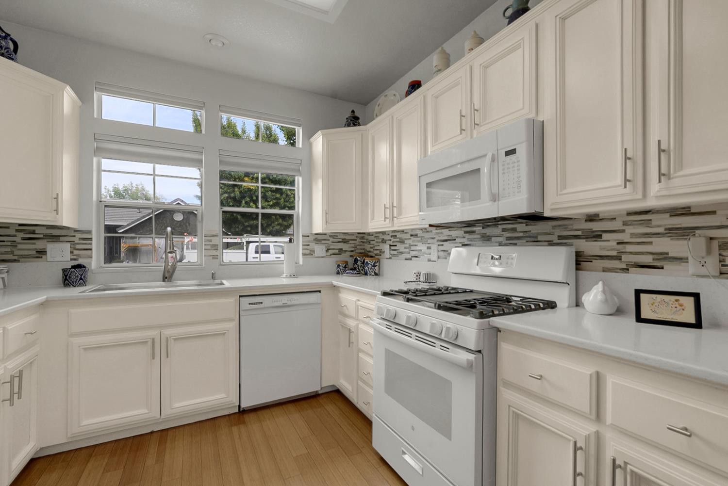 2650 Nicklaus Dr, Turlock, CA 95382