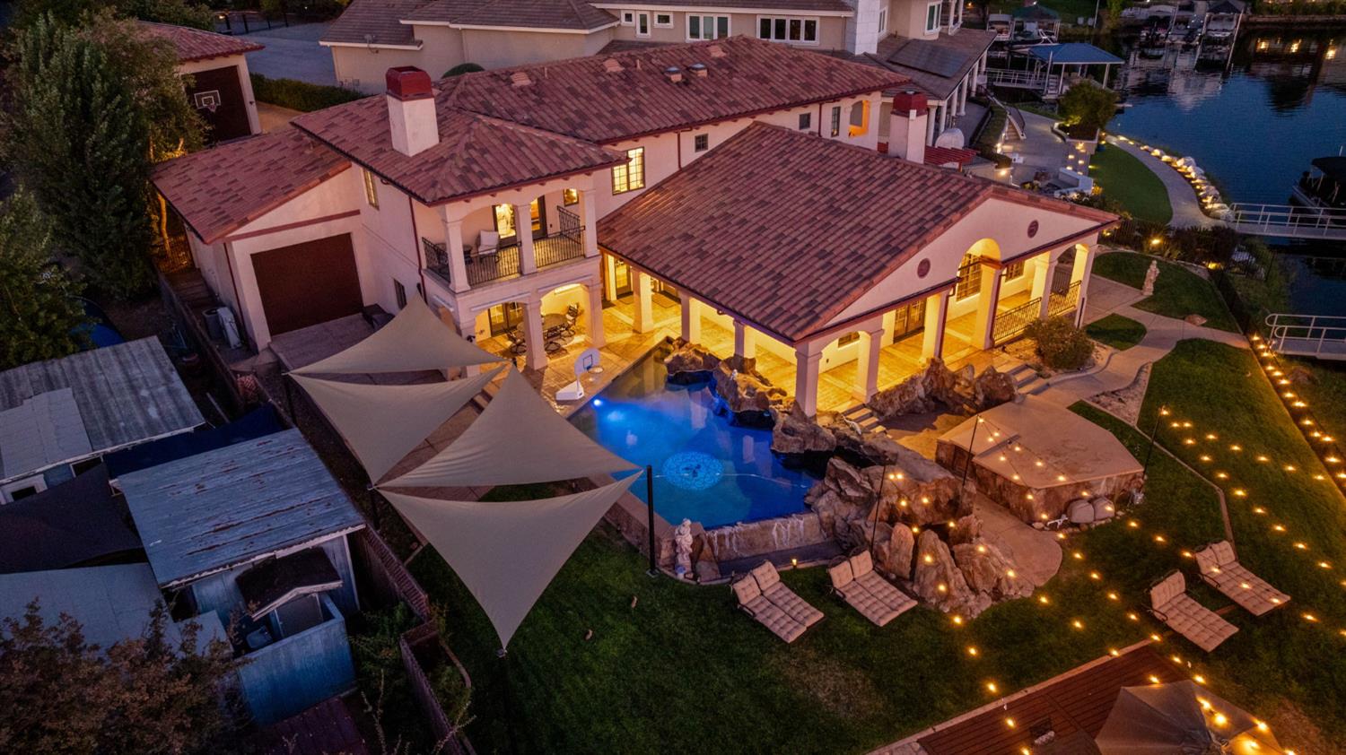 113 Waterfront Ct, Copperopolis, CA 95228