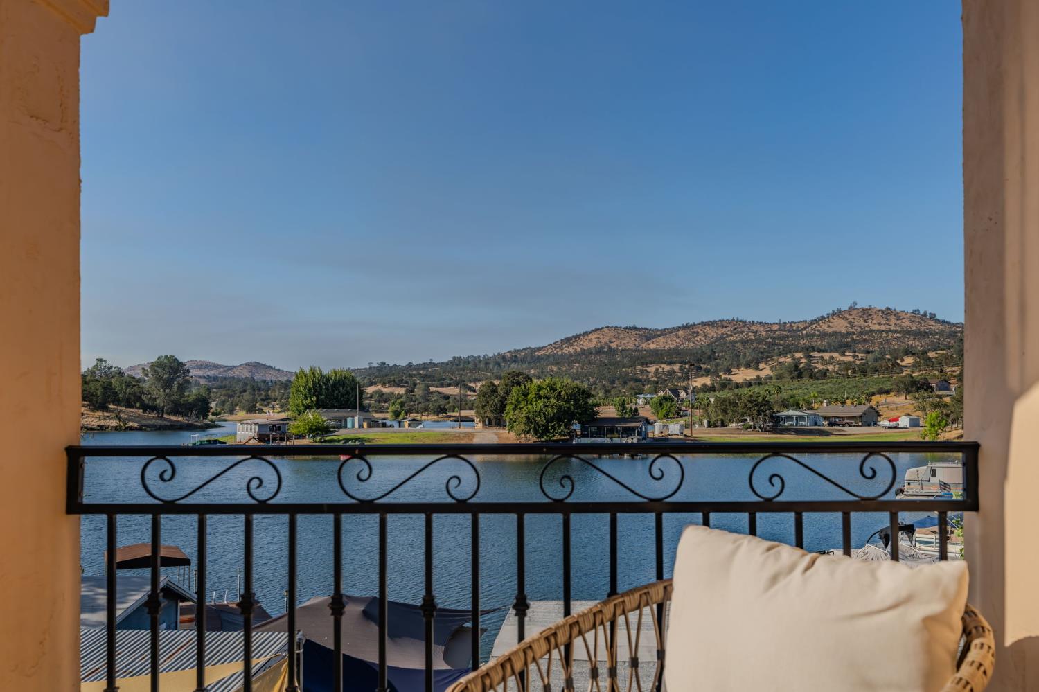 113 Waterfront Ct, Copperopolis, CA 95228