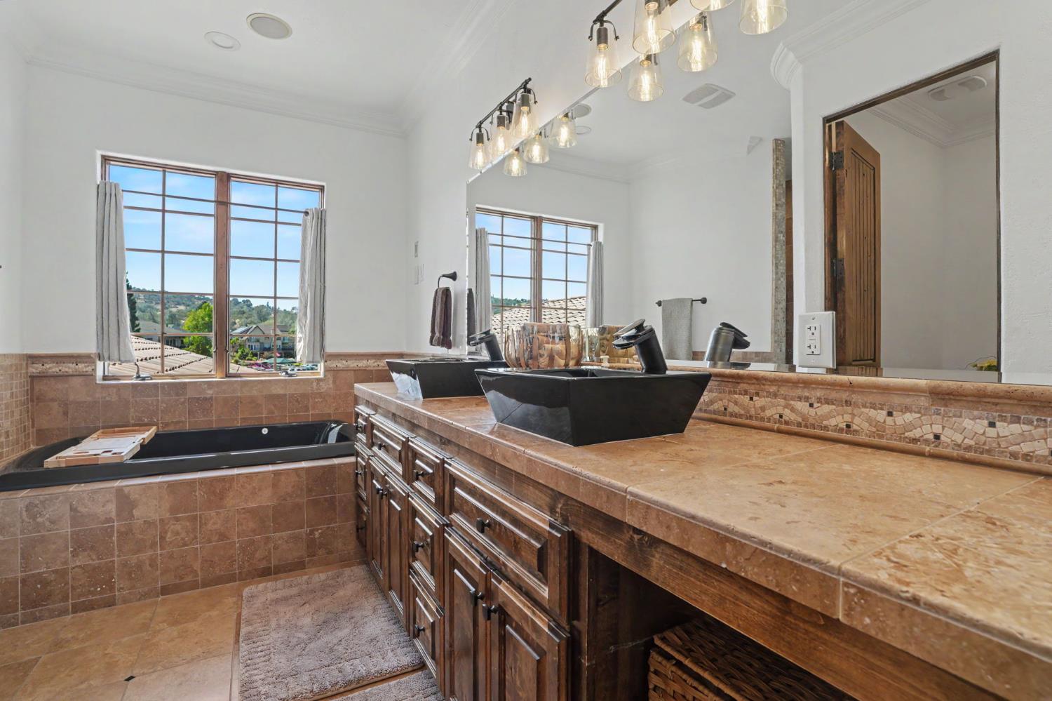 113 Waterfront Ct, Copperopolis, CA 95228