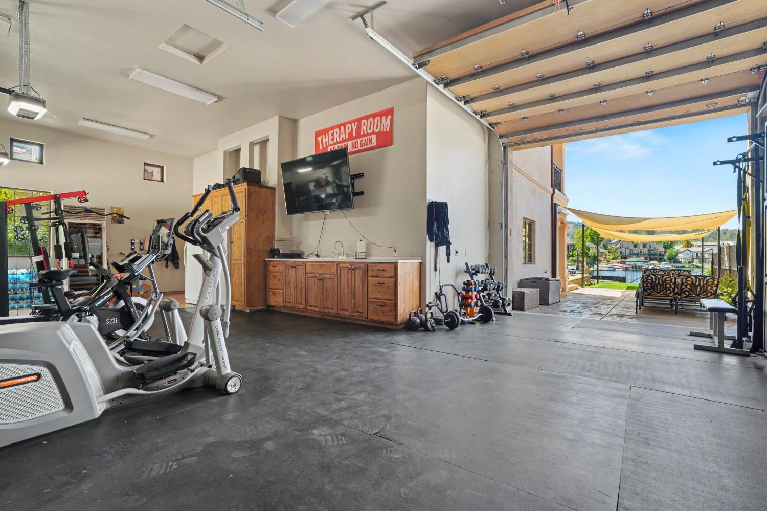 113 Waterfront Ct, Copperopolis, CA 95228