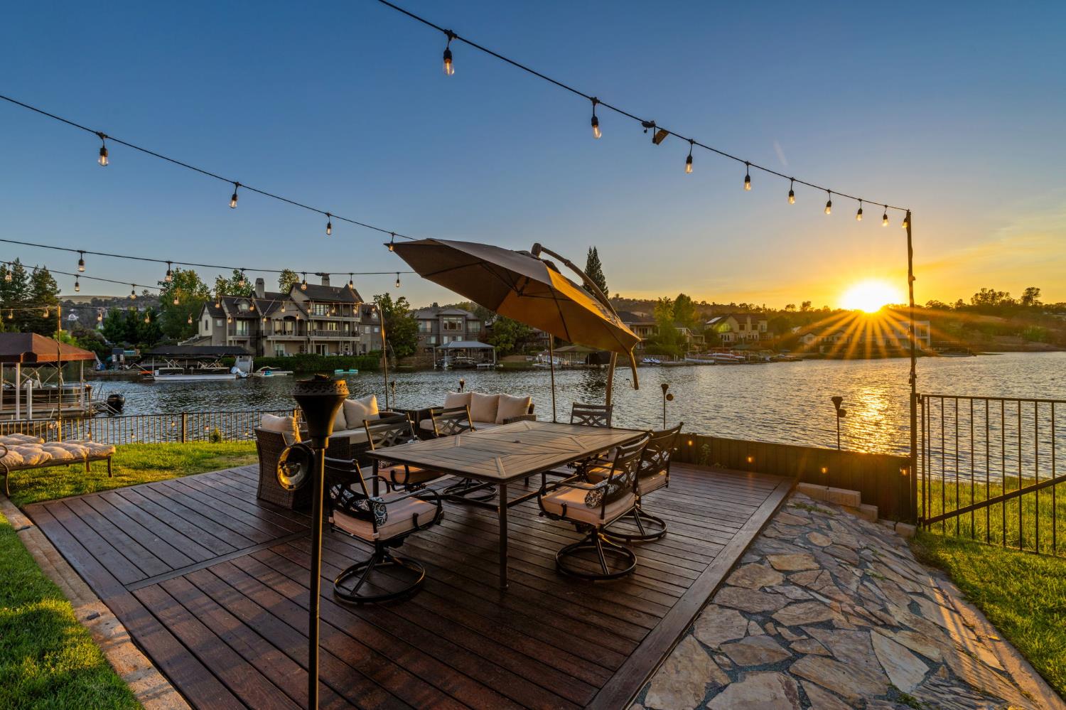113 Waterfront Ct, Copperopolis, CA 95228
