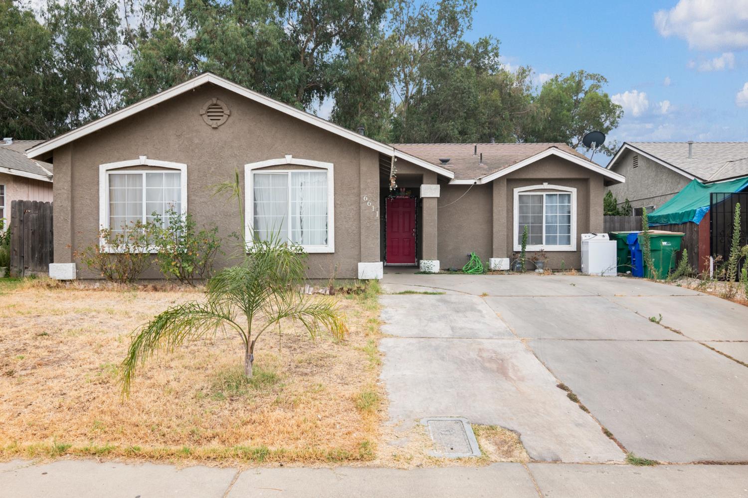 6611 Cobble Dr, Winton, CA 95388