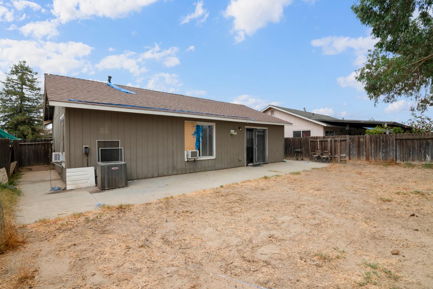 6611 Cobble Dr, Winton, CA 95388