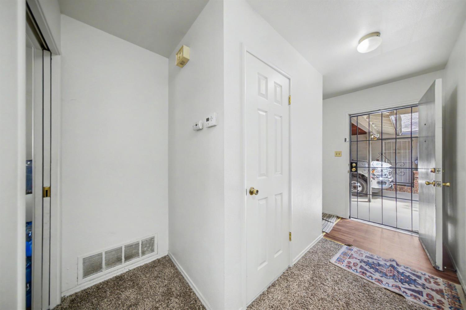1531 W Rumble Rd, Modesto, CA 95350