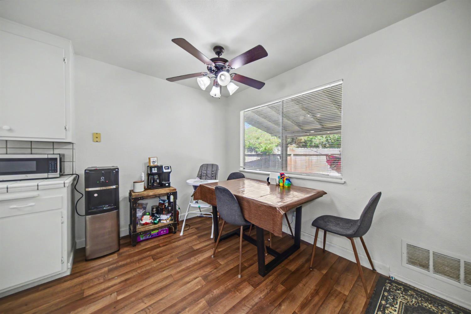 1531 W Rumble Rd, Modesto, CA 95350