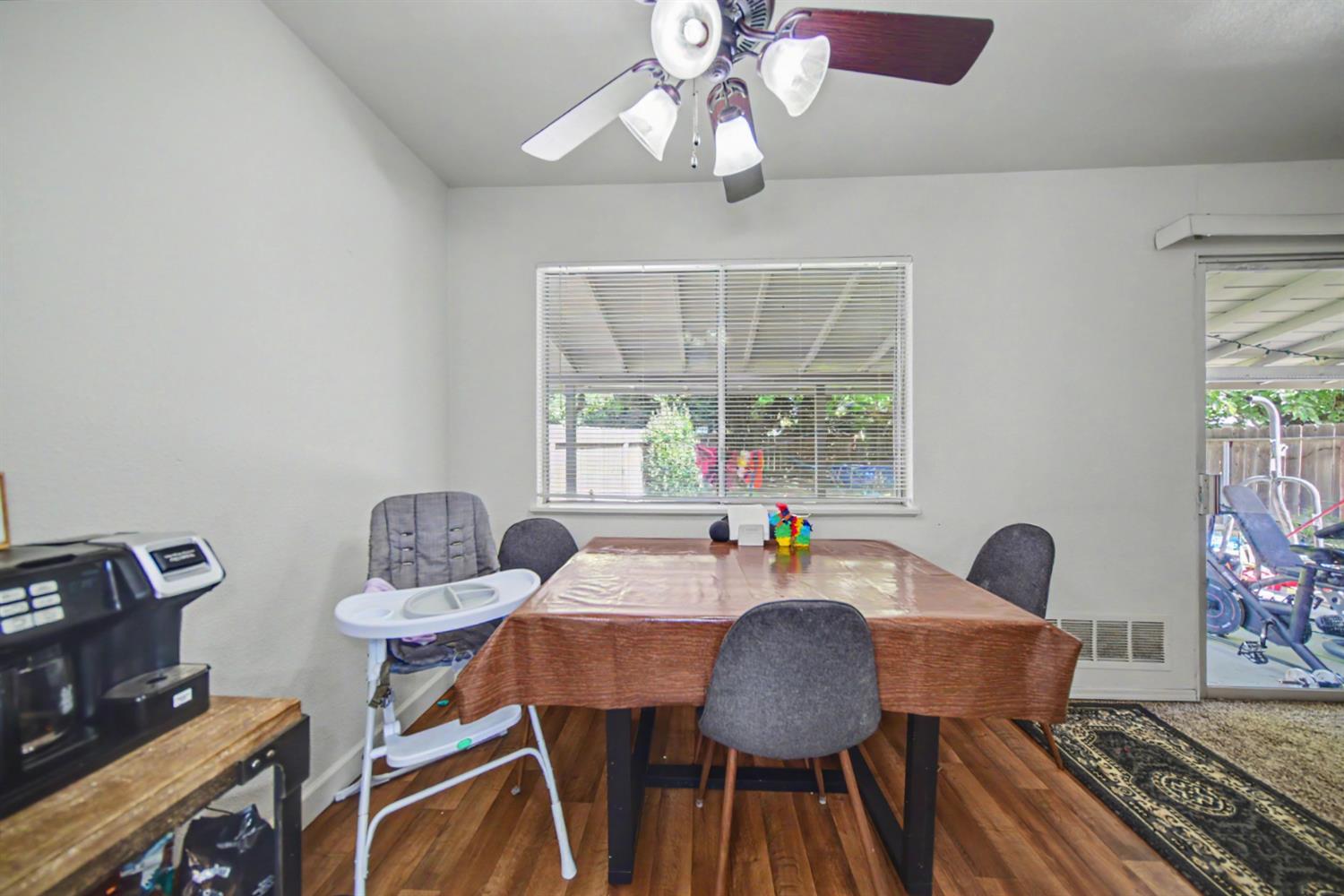 1531 W Rumble Rd, Modesto, CA 95350
