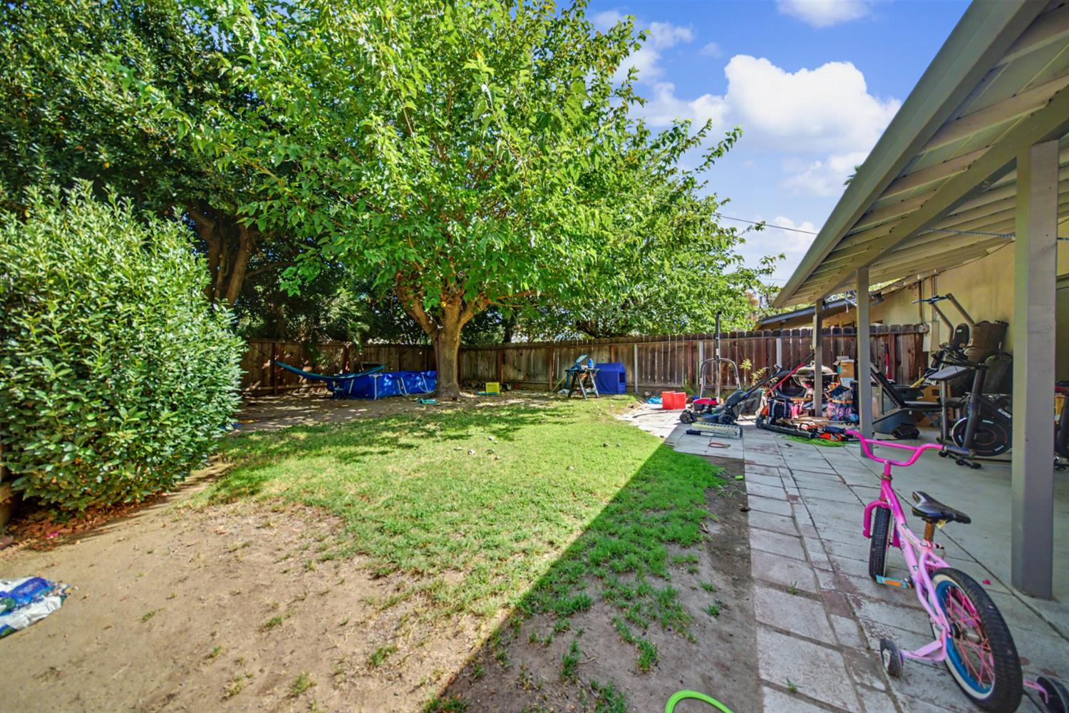 1531 W Rumble Rd, Modesto, CA 95350
