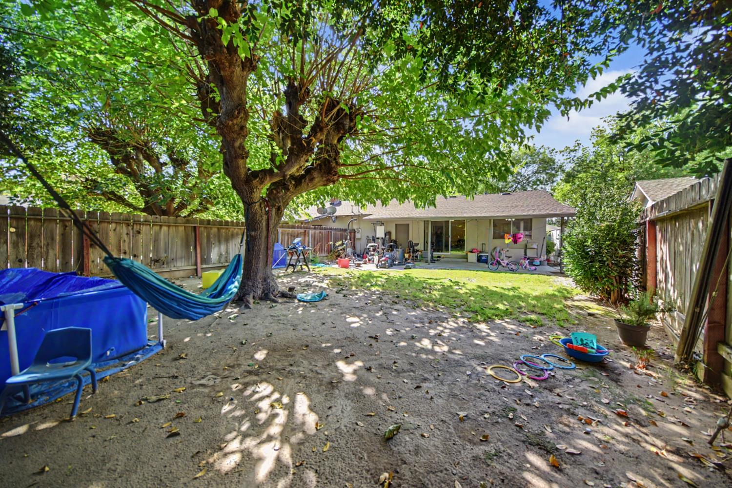 1531 W Rumble Rd, Modesto, CA 95350