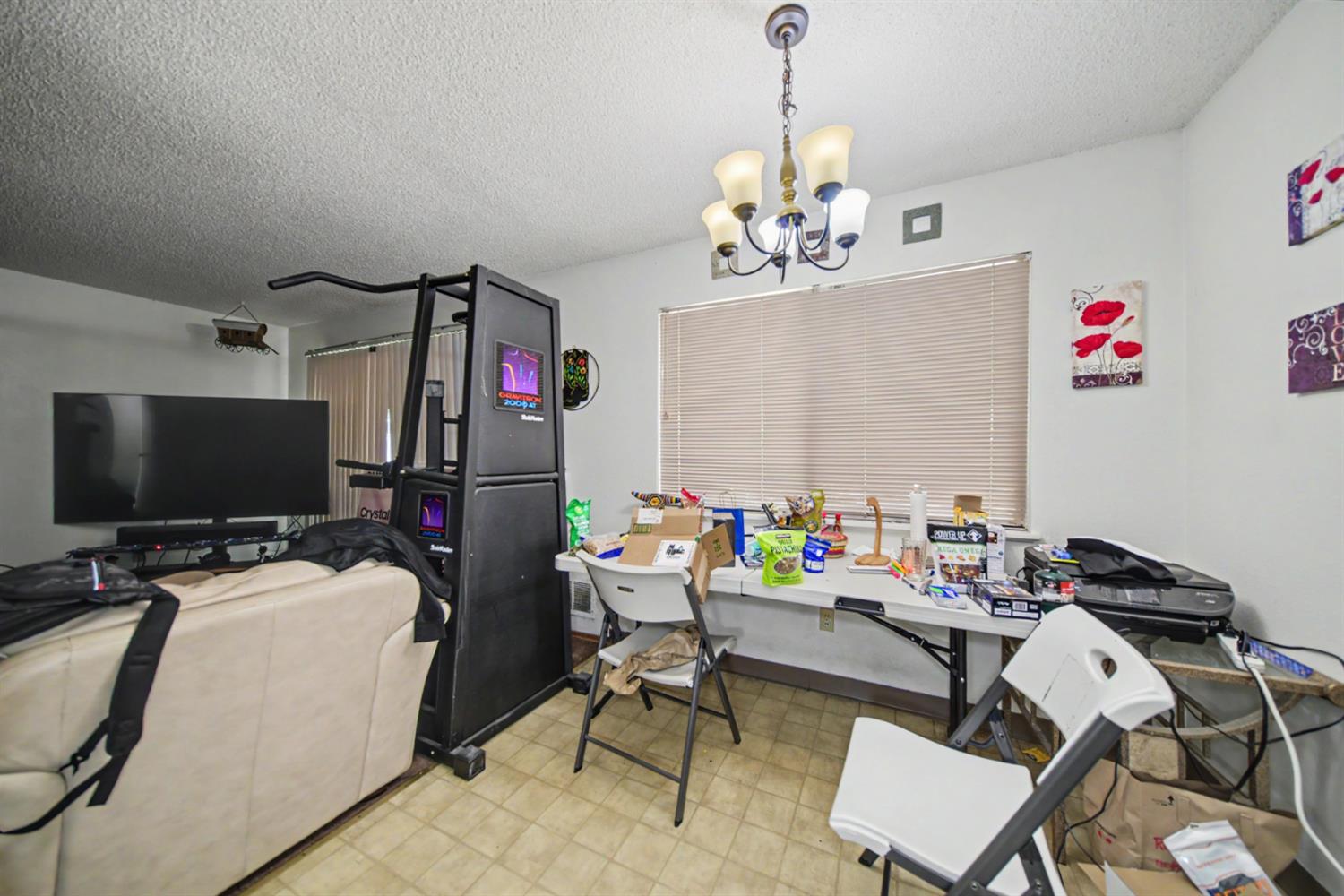 1531 W Rumble Rd, Modesto, CA 95350