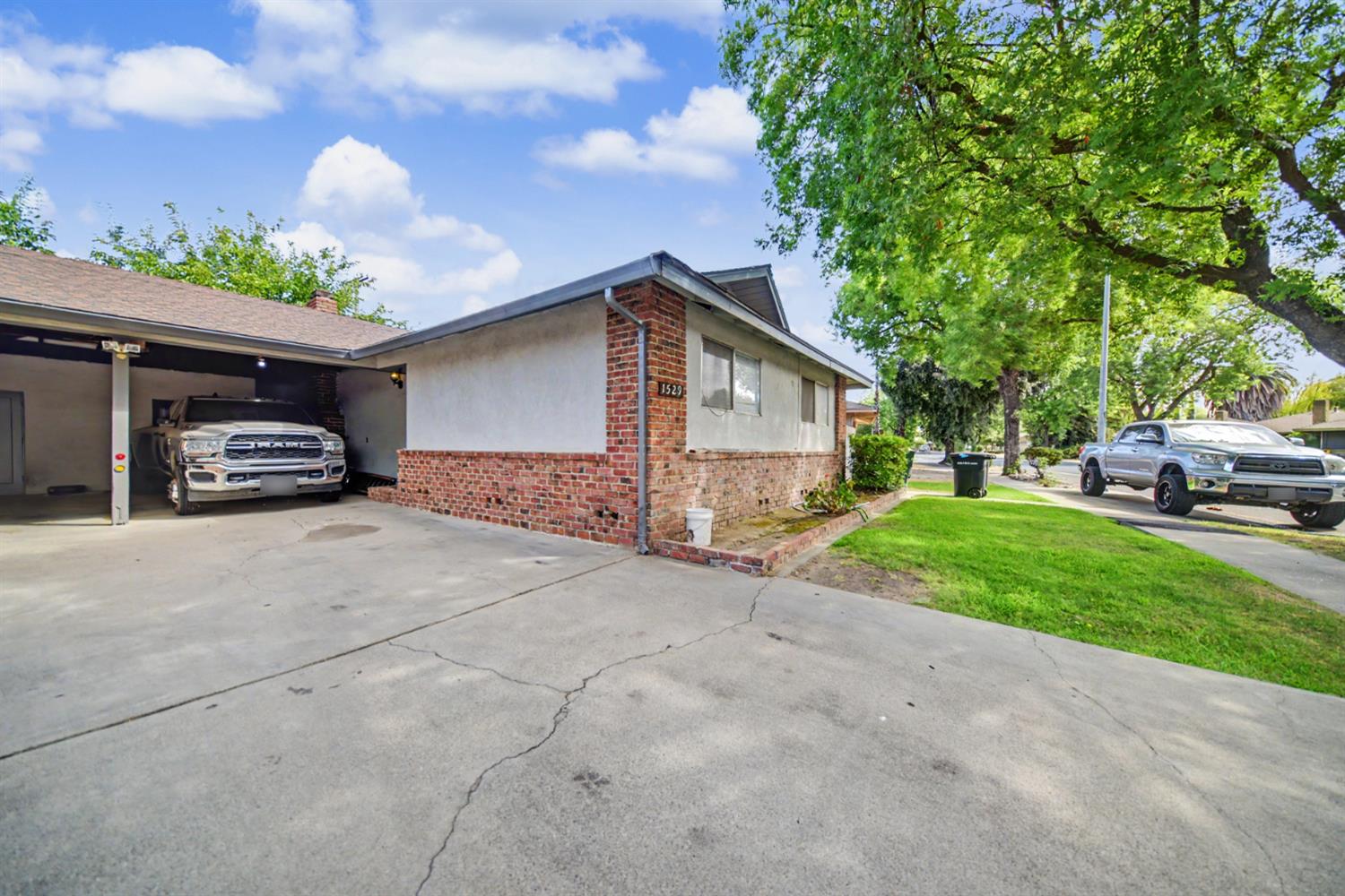 1531 W Rumble Rd, Modesto, CA 95350