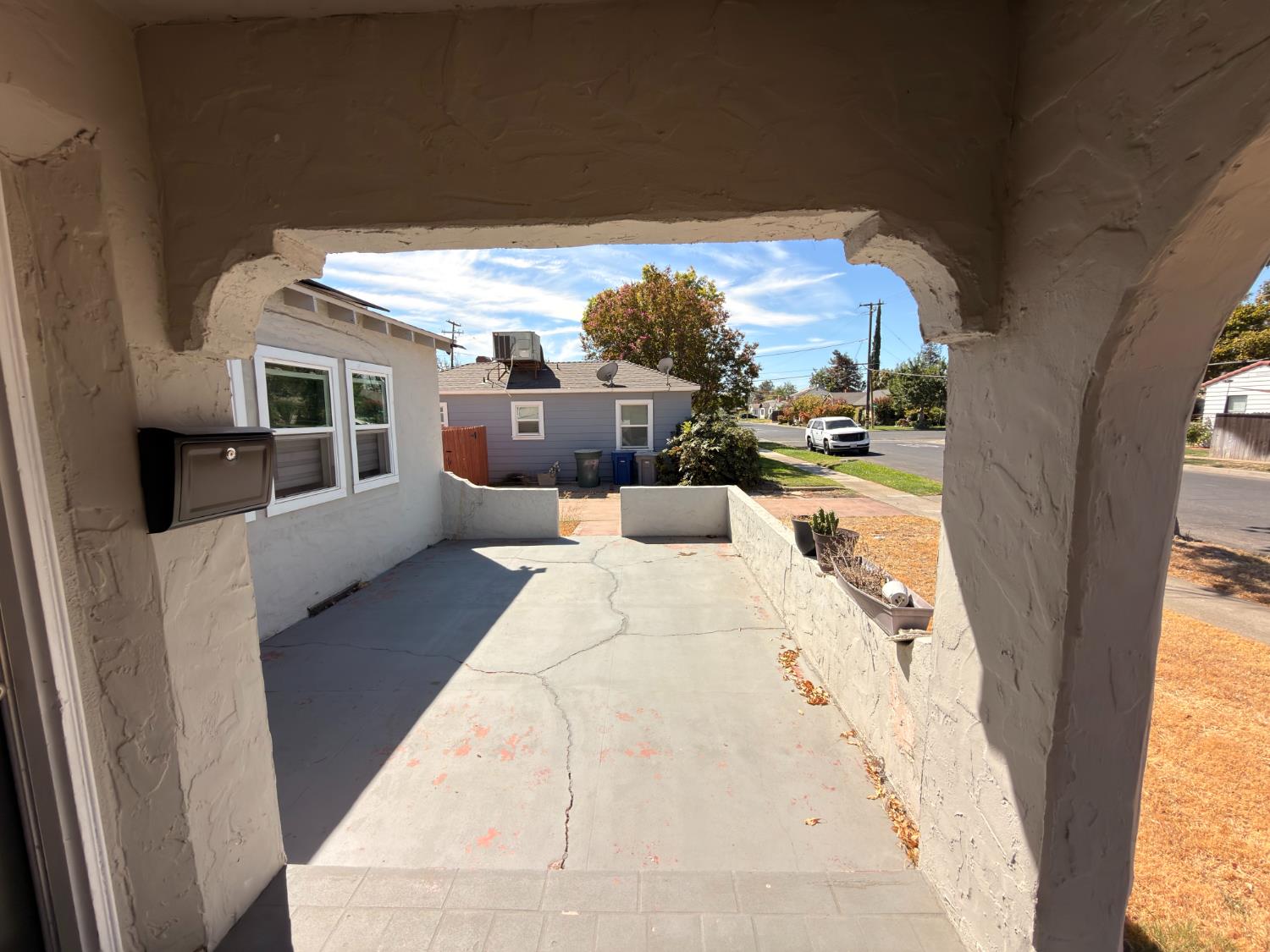 2030 Calimyrna Ave, Merced, CA 95340