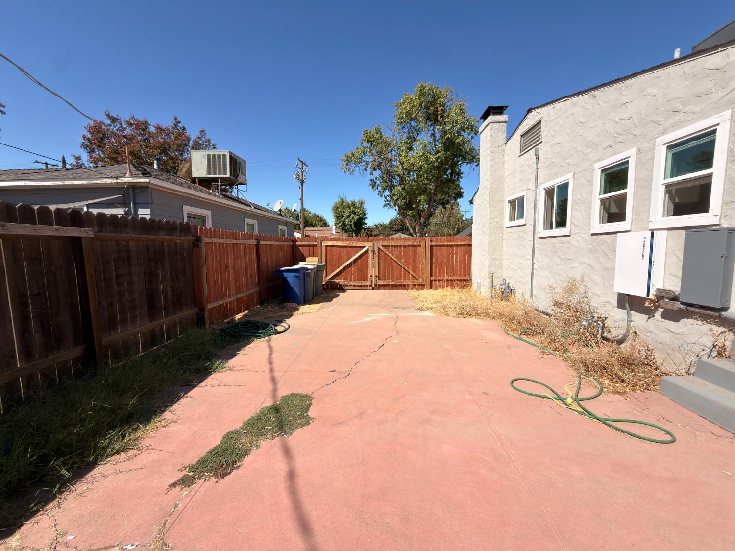 2030 Calimyrna Ave, Merced, CA 95340